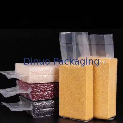 Прозрачный вакуумный мешок с различными зернистыми отпечатками